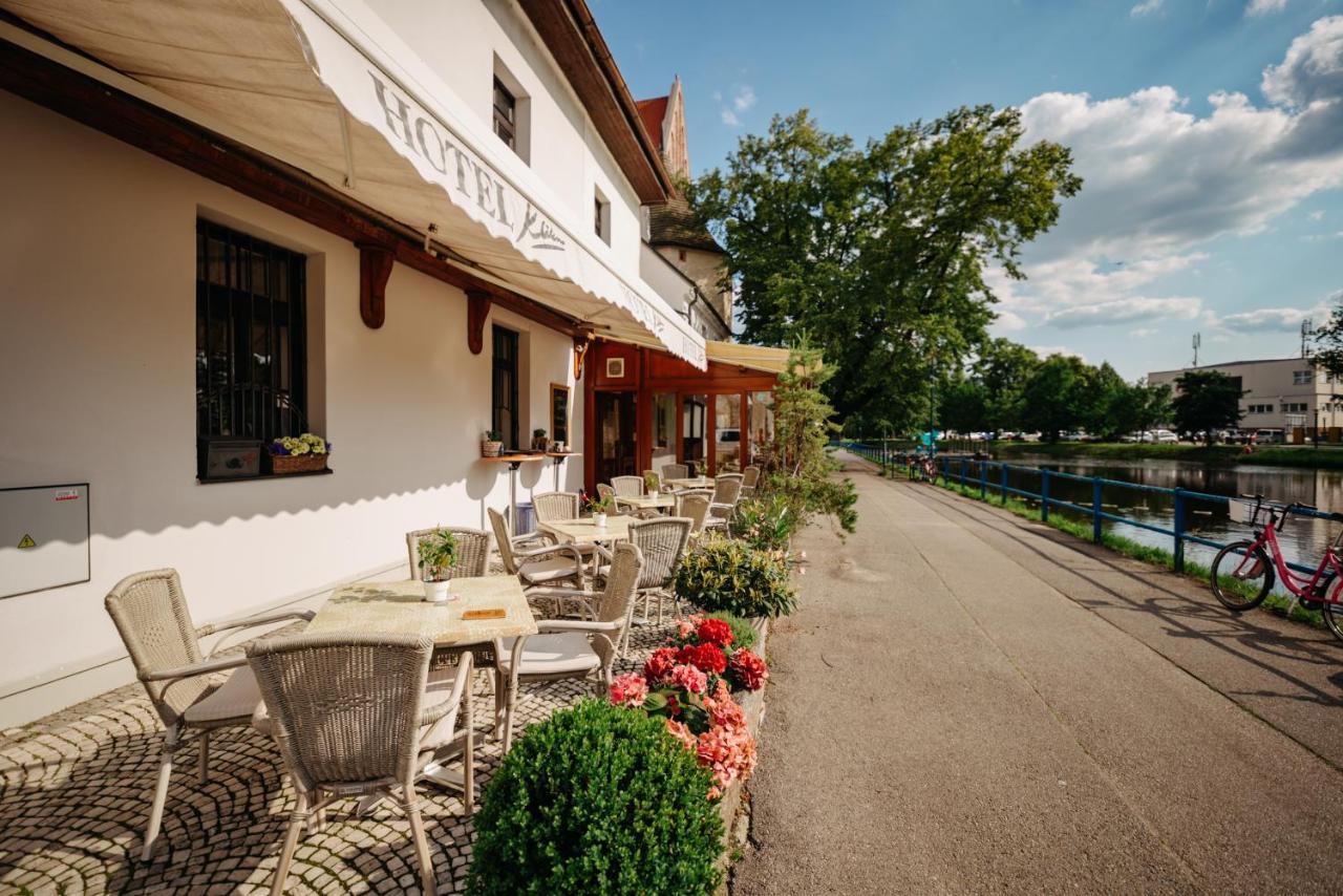 Hotel Klika Ческе-Будеёвице Экстерьер фото