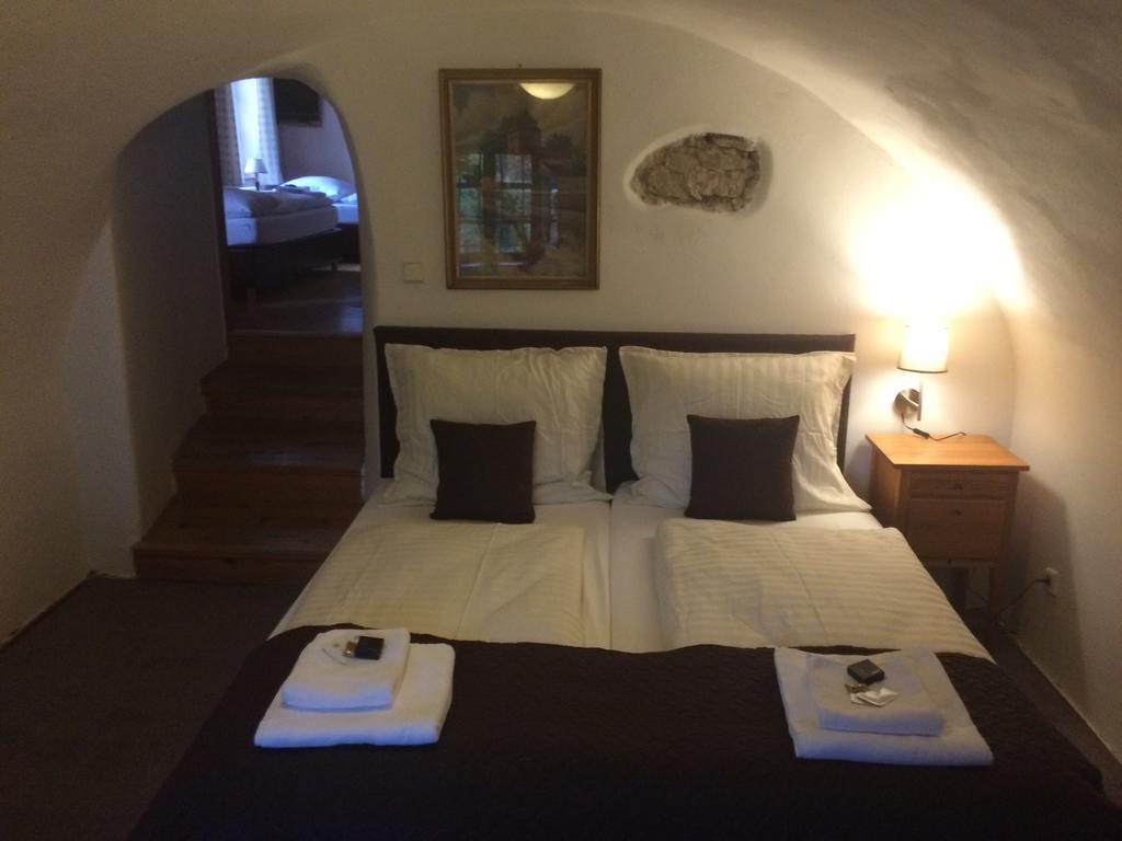 Hotel Klika Ческе-Будеёвице Экстерьер фото