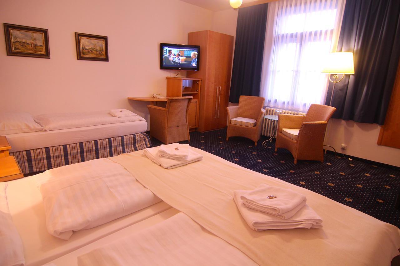 Hotel Klika Ческе-Будеёвице Экстерьер фото